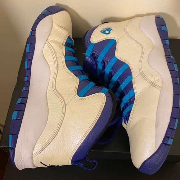Air Jordan 10 "Hornets" Size 10 - Picture 4 of 5